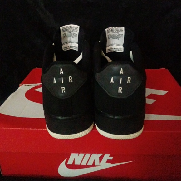 Nike Air Force 1 - Picture 3 of 4